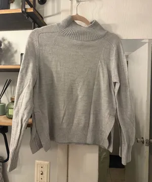 Banana Republic Light Gray Ribbed Mock Neck Sweater thumbnail 1