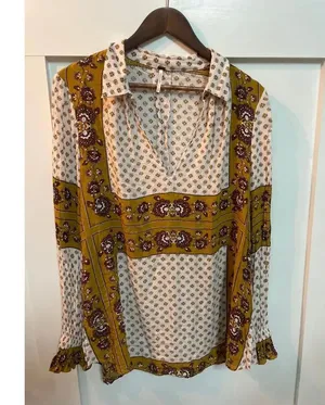 ***Free People Bohemian Changing Times Printed Blouse Tea, sz M thumbnail 4