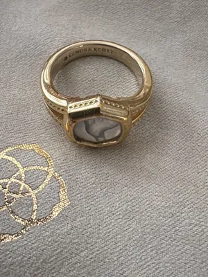 Kendra Scott Davie Intaglio Statement Ring in Light Sky Blue Glass Hummingbird thumbnail 2