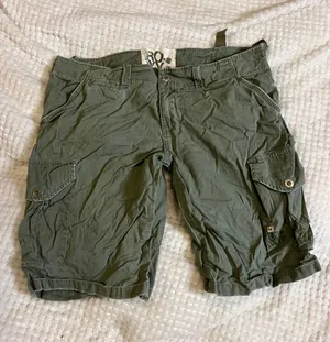 Roxy 13 Green Utility Bermuda Shorts thumbnail 1