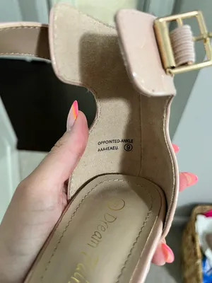 Dream Pairs Heels thumbnail 4