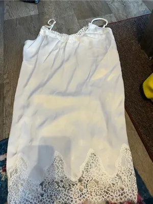 Wilfred Women's White Lace-Trim Slip thumbnail 1