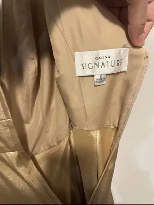 David’s Bridal - Galina Signature Long V-Neck Tank Ful in Golden Color Size 8 thumbnail 4
