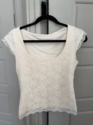 Abercrombie & Fitch Bra-Free Short Sleeve Lace Reversible Top thumbnail 5