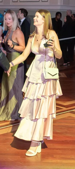 Selfie Leslie Pink Formal Dress thumbnail 2