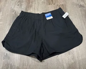 NWT Old Navy Black Cotton High-Rise 4" Inseam Shorts thumbnail 1