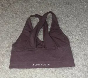 Alphalete Amplify Sport Bra Size Medium thumbnail 1