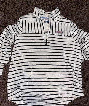 Vineyard Vines thumbnail 1
