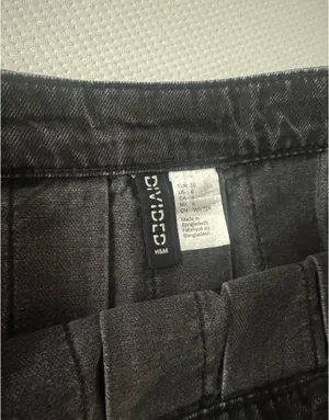 H&M Denim Pleated Skirt thumbnail 4