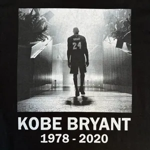 Gildan RIP Kobe Bryant LA Lakers Mamba Forever Tribute Black White Graphic T-shirt thumbnail 3