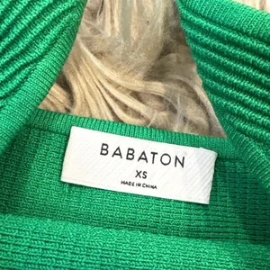 Aritzia Babaton green ribbed crop tank top XS thumbnail 2