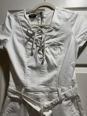 Bebe white lace up front romper/ belted 8 thumbnail 3
