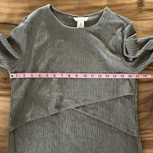 NWT - S - H&M Mama/Maternity Gray Long Sleeve Mama Nursing Dress thumbnail 6