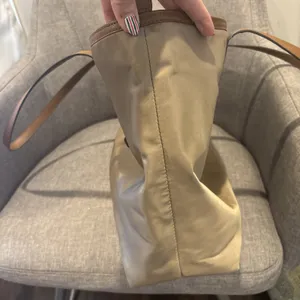 Michael Kors Montauk Nylon & Leather Shoulder Bag/Purse Khaki/Tan gold hardware thumbnail 3