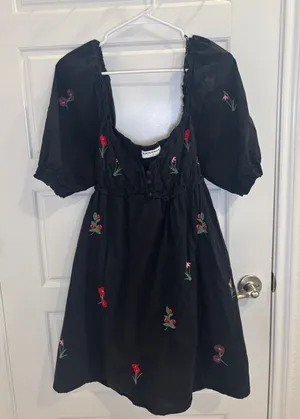 Cottagecore Black Embroidered Floral Puff Sleeve Babydoll Mini Dress L thumbnail 1