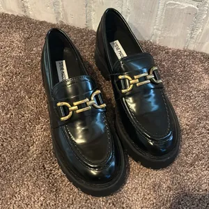 Steve Madden Lyanna black buckle loafers Y2K style NWOT thumbnail 3