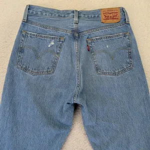 Levis 501 Original Womens High Rise Straight Leg Distressed Jeans‎ Blue W27 L26 thumbnail 9