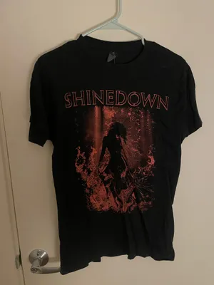 Hot Topic Shinedown band shirt thumbnail 1