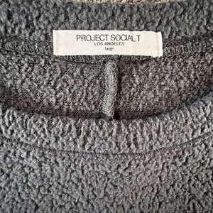Project Social T Snow Worries Sherpa Fleece‎ Cropped Pullover Gray Large USA thumbnail 3