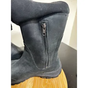 UGG Australia Boots Women's‎ 7 Black Sheepskin Leather Waterproof Shearling 1903 thumbnail 11