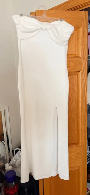 Beginning Boutique White Dress Knit thumbnail 1