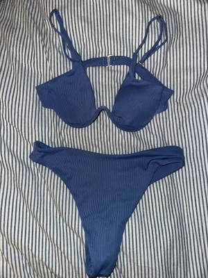 Blue bikini thumbnail 3