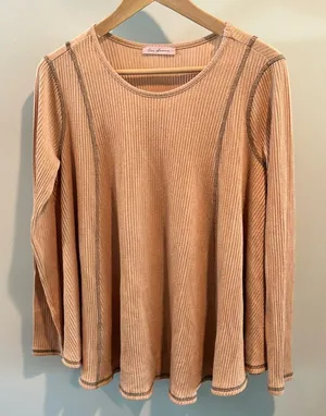 Ces Femme Small‎ Wavy Ribbed Knit Contrast Stitched Top NWOT thumbnail 1
