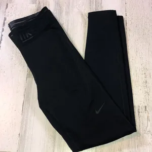 Nike Pro Black Leggings workout leggings athletic leggings size small yo…​​ thumbnail 8