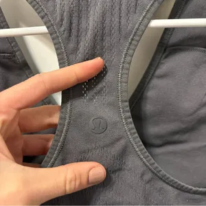 Lululemon Reveal Bra Mesh Stripes Grey thumbnail 4