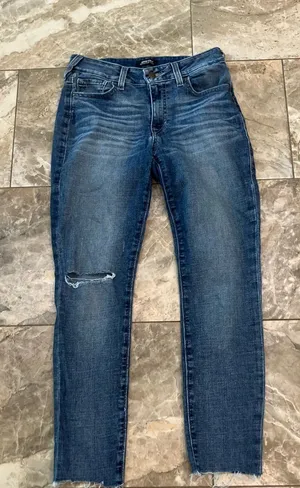 True Religion Jennie Curvy Mid Rise Super Skinny Jeans Size 28 thumbnail 1