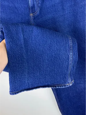 Abercrombie Curve Love The Baggy Low Rise Jeans Medium Wash Blue 32 Long thumbnail 10