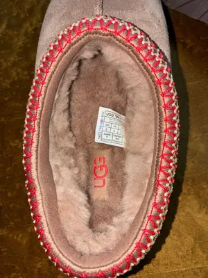 UGG Tasman II Slippers in Sand/Dark Cherry thumbnail 6