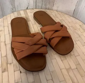 A New Day Brown Criss Cross Slide Sandals Women’s Size 8 Casual Summer Flats thumbnail 1