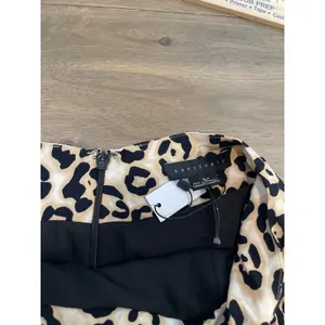 Sanctuary NWT Size S Animal Print Asymmetrical High Low Maxi Skirt thumbnail 4