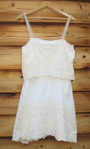 NWT Chelsea & Violet Cream Dress thumbnail 1