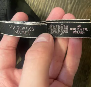 Victoria's Secret Bralet thumbnail 3