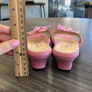 NWOT Taryn Rose Orchid kitten heels. Size 38.5 (8). thumbnail 4