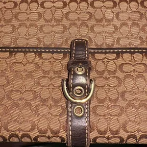 Y2K Vintage Coach Tan Monogram Snap Wallet thumbnail 8