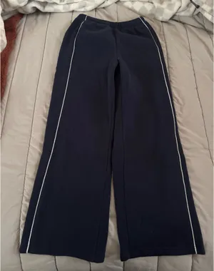 Edikted Sweatpants thumbnail 1