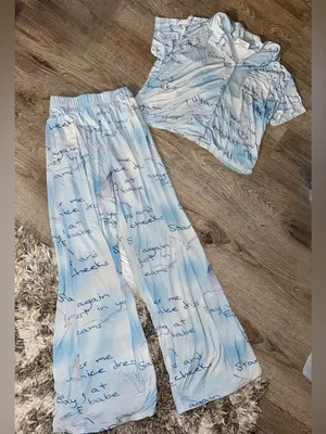 OFFICIAL Taylor Swift 1989 TV Wildest Dreams Pajama Set Womens XSMALL iconic thumbnail 1