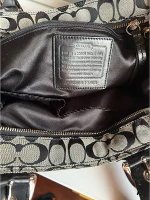 Coach Black  Grey Shoulder Bag Signature thumbnail 8