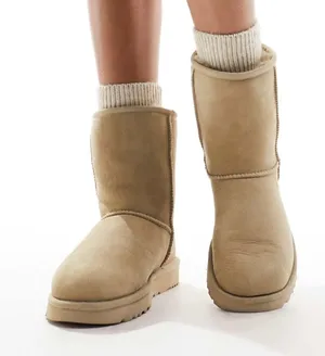 UGG Classic Short II Boots in Stone Size 5 thumbnail 1