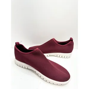 Blondo Sneaker Womens Size 8 Burgundy‎ Red Knit Pull On Waterproof Shoes thumbnail 5