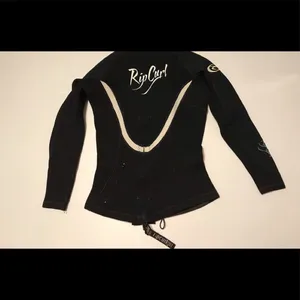 RIPCURL wet top 2.2 Core #M22568 size 4 thumbnail 2