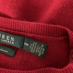 Lauren Ralph Lauren Red Cashmere‎ Sweater Gold Shoulder Buttons Pullover MP thumbnail 5