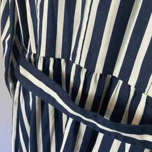 Express Women's S Blue White Striped Pleated Back Trench Coat Size Small Preppy‎ thumbnail 9