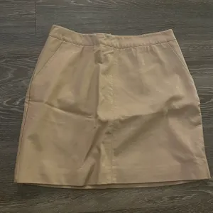Forever21 beige Faux Leather Mini Skirt. Size Small thumbnail 5