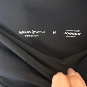 Old Navy Active PowerSoft High Rise Joggers Women’s Medium Black Go-Dry thumbnail 3