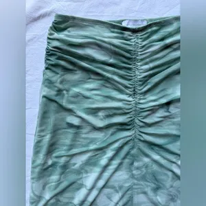 House of Harlow 1960 Mint Green Teal Tie Dye Ruched Maxi Skirt thumbnail 4