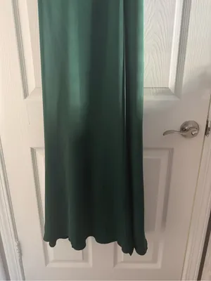 David's Bridal Celebrate Crepe-Back Satin Spaghetti Strap Dress Juniper Size 6 thumbnail 3
